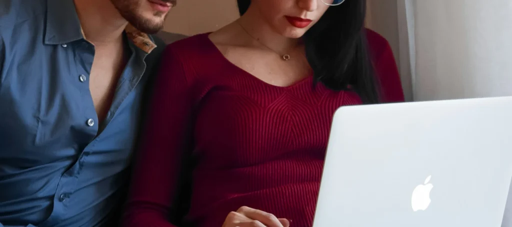 Couples workshops by Marriage Helper are like intensive, couples retreats that focus on education and crisis marriage situations. Online and in-person options in the Nashville, TN area